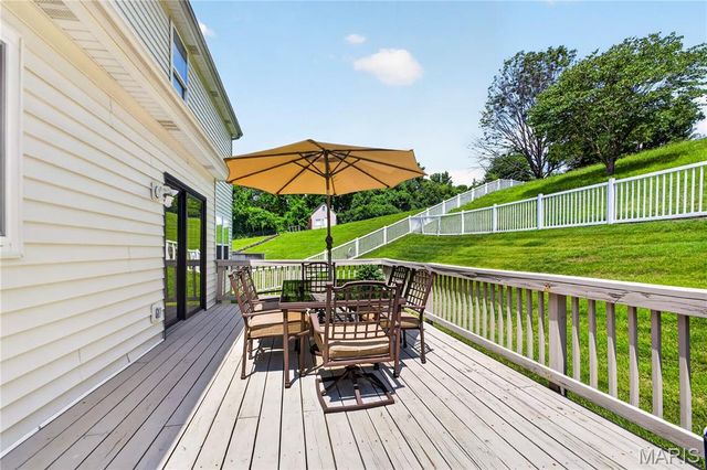 4396 Hawkins Glen Way, St Louis, MO 63129