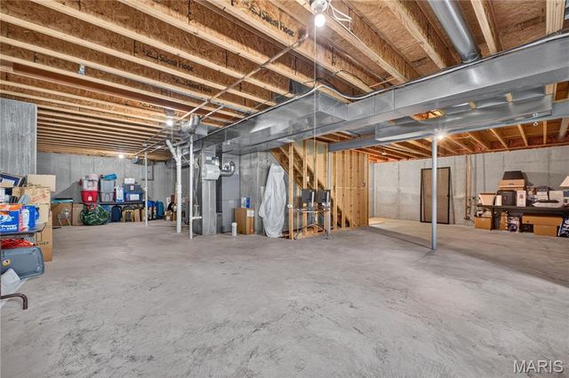 4396 Hawkins Glen Way, St Louis, MO 63129
