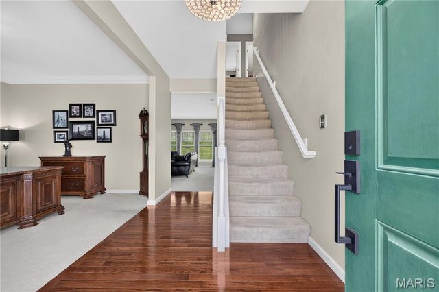 4396 Hawkins Glen Way, St Louis, MO 63129