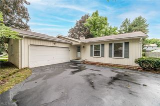 106 Stoney Creek Court, Boardman, OH 44512