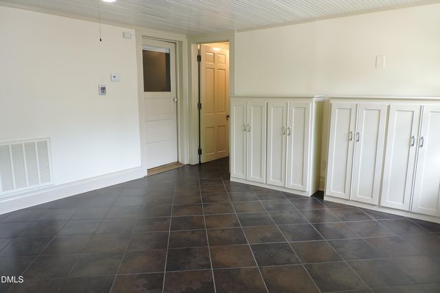 116 W West Hill Avenue S, Hillsborough, NC 27278