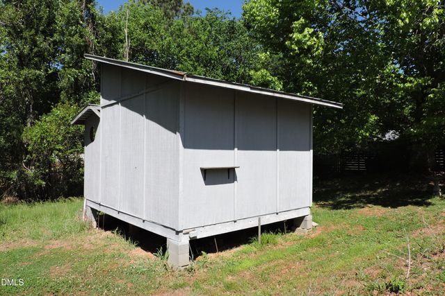 116 W West Hill Avenue S, Hillsborough, NC 27278