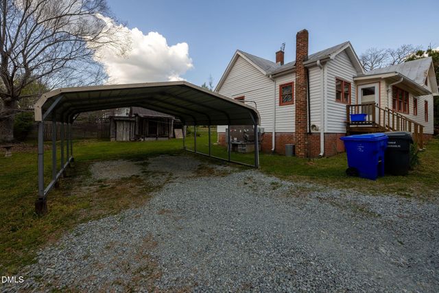 116 W West Hill Avenue S, Hillsborough, NC 27278