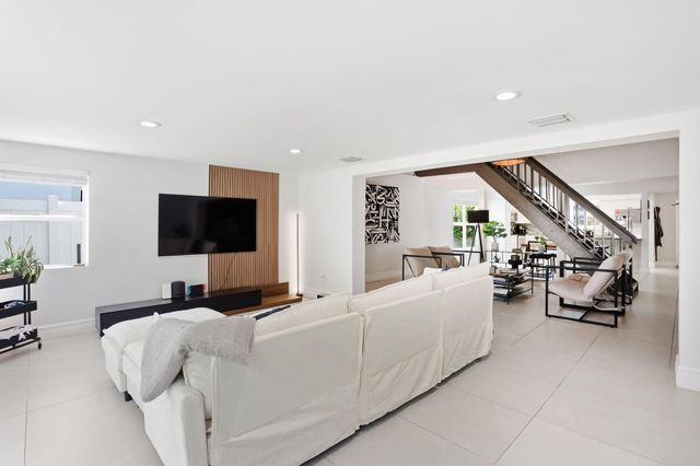 2522 Bessie Street, Delray Beach, FL 33444