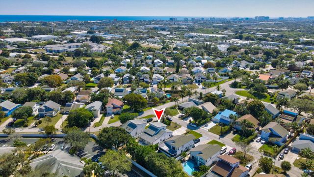 2522 Bessie Street, Delray Beach, FL 33444