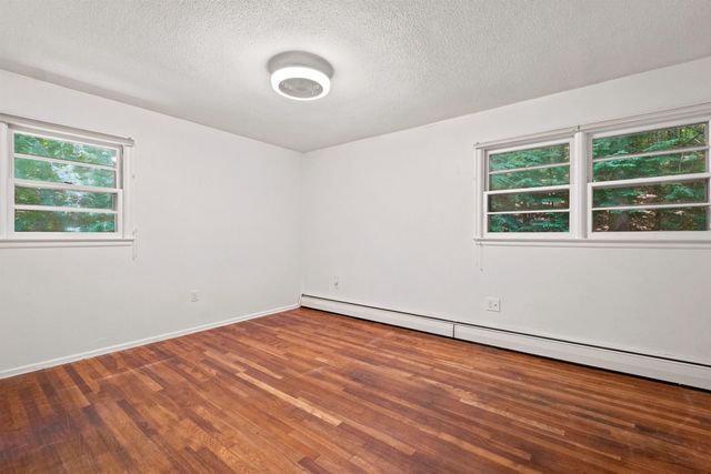 12 Ivy Lane, Plymouth, NH 03264