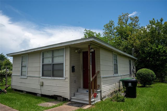 3929 Caplin Street, Houston, TX 77026