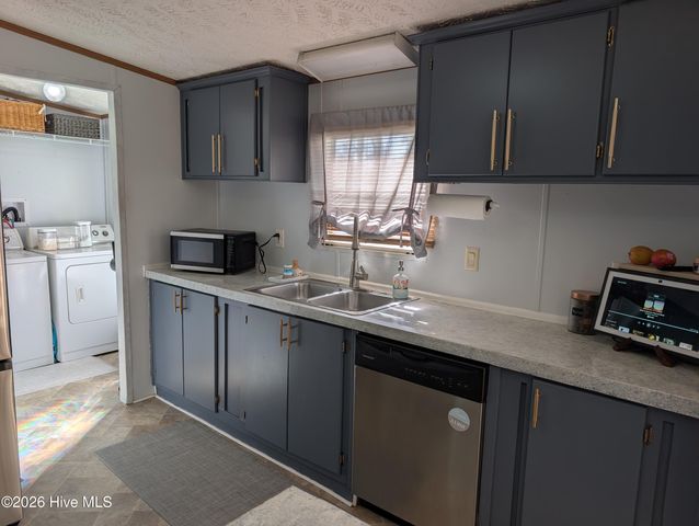 561 Edgarwood Way SW, Supply, NC 28462