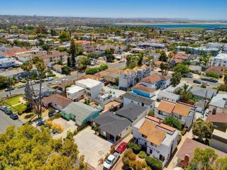 1953 Emerald St, San Diego, CA 92109