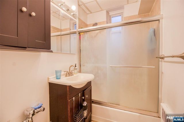 2160 Center Avenue 4S, Fort Lee, NJ 07024