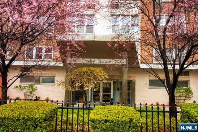 2160 Center Avenue 4S, Fort Lee, NJ 07024