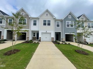 231 Paramount Drive, Smithfield, NC 27577