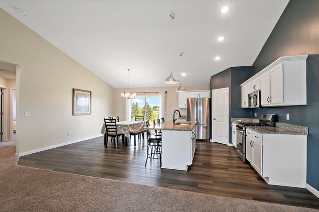 456 Bruce Larson Way, Somerset, WI 54025