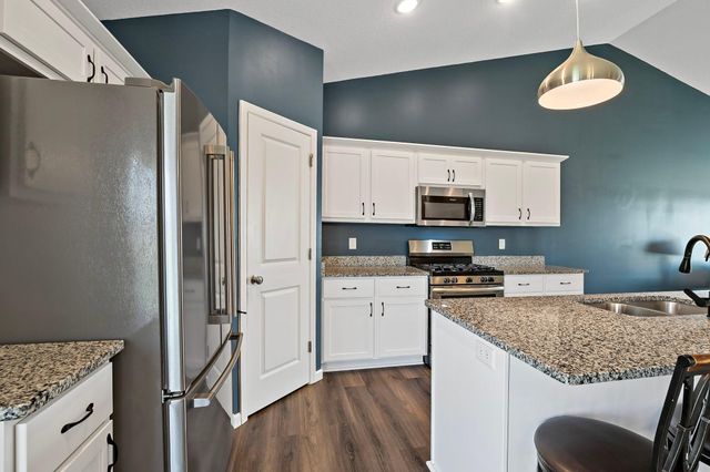 456 Bruce Larson Way, Somerset, WI 54025