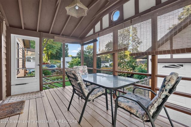 301 Cowley Avenue, East Lansing, MI 48823