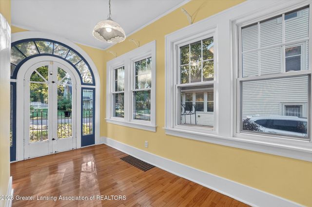 301 Cowley Avenue, East Lansing, MI 48823