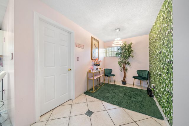 5720 Flagler Street, Hollywood, FL 33023