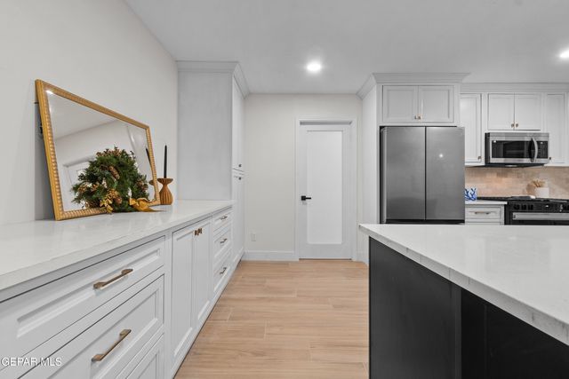 1508 Randy Wolff Place, El Paso, TX 79935