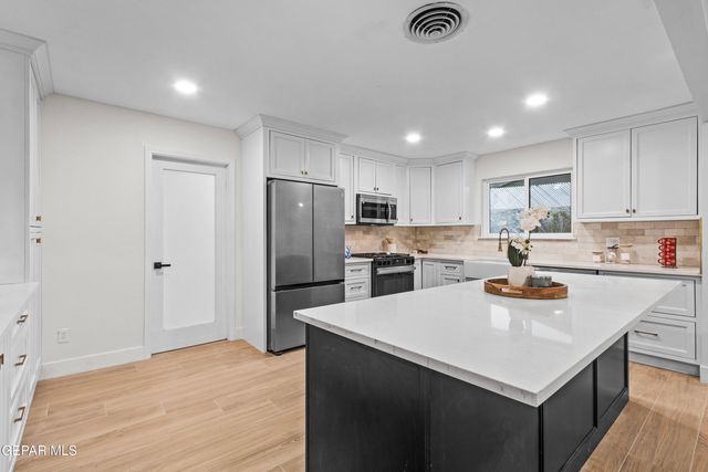 1508 Randy Wolff Place, El Paso, TX 79935