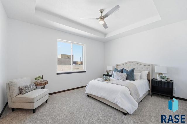 213 Plainside Ave Avenue, Harrisburg, SD 57032