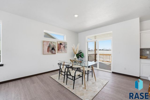 213 Plainside Ave Avenue, Harrisburg, SD 57032