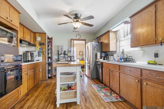 12651 Parnell Ave, Baton Rouge, LA 70815