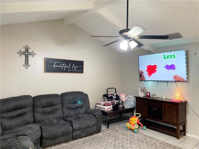 1128 Adeline Street St, Sinton, TX 78387