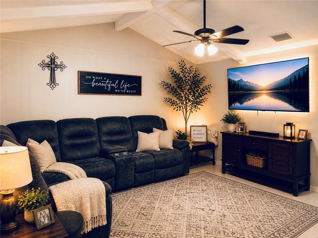 1128 Adeline Street St, Sinton, TX 78387