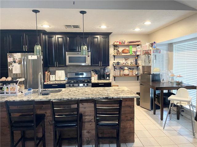 1128 Adeline Street St, Sinton, TX 78387