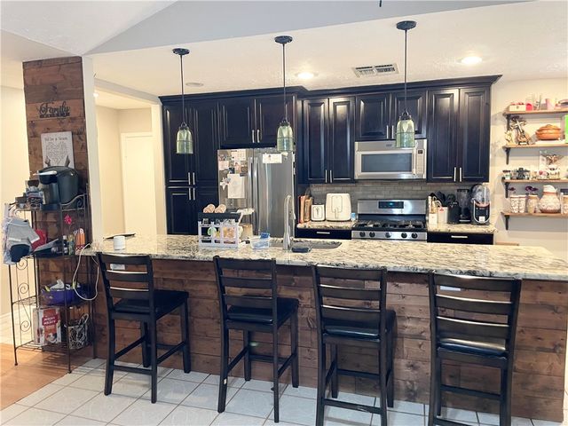1128 Adeline Street St, Sinton, TX 78387