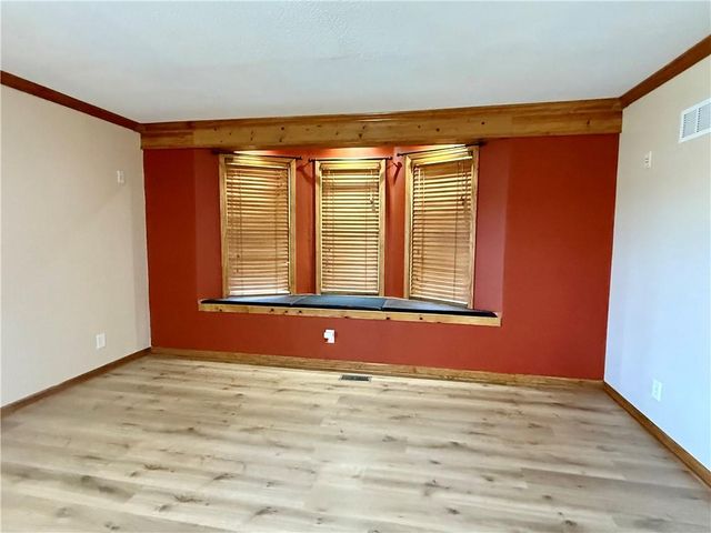 12356 Elkhorn Road, Rayville, MO 64084
