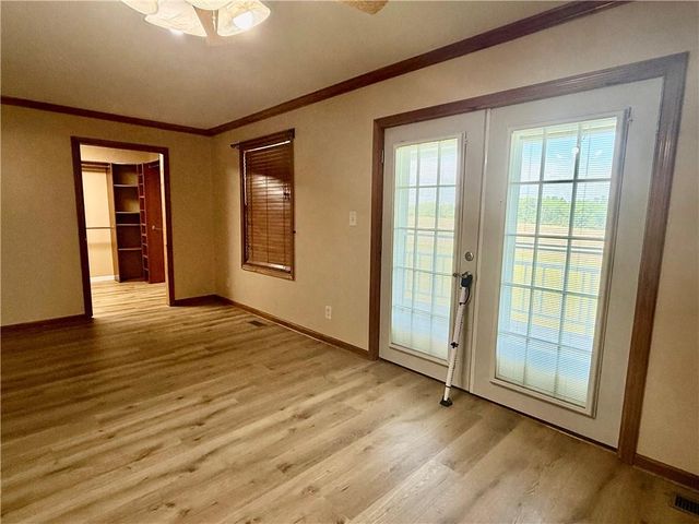 12356 Elkhorn Road, Rayville, MO 64084