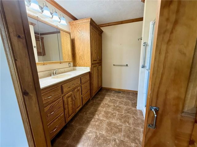 12356 Elkhorn Road, Rayville, MO 64084