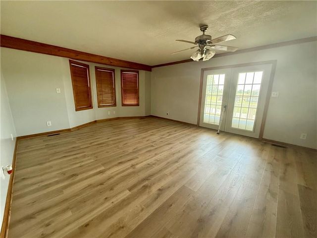 12356 Elkhorn Road, Rayville, MO 64084