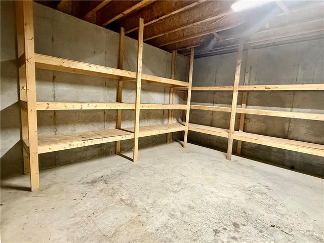 12356 Elkhorn Road, Rayville, MO 64084