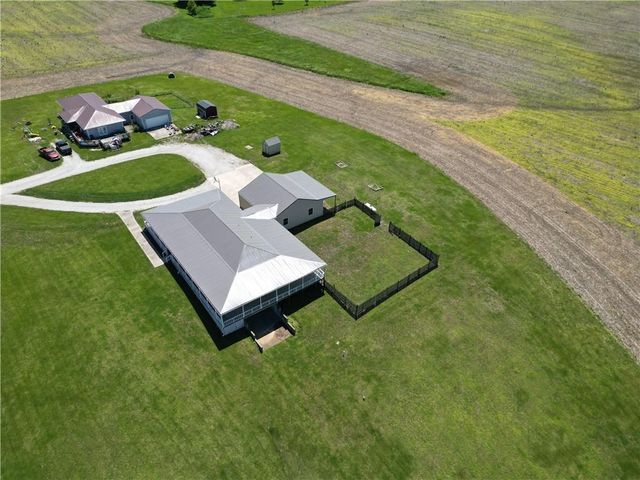 12356 Elkhorn Road, Rayville, MO 64084