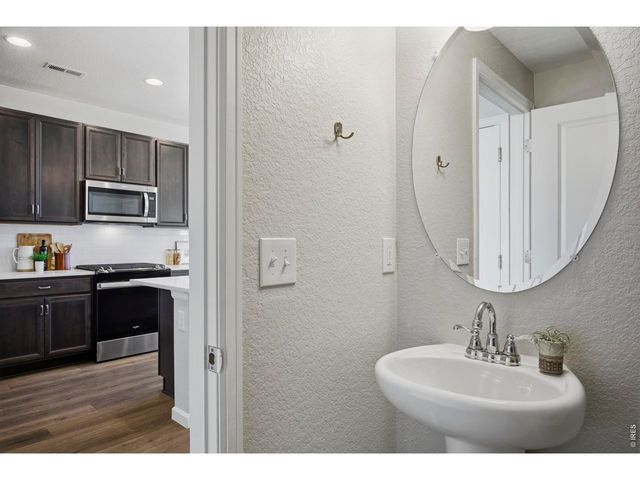 6010 Morning Dew Dr, Fort Collins, CO 80528