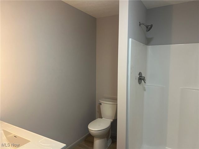 203 Knollton Drive, Millersburg, OH 44654