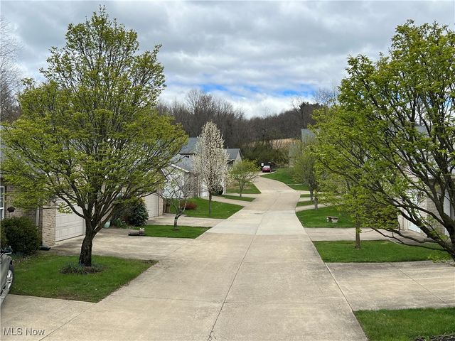 203 Knollton Drive, Millersburg, OH 44654