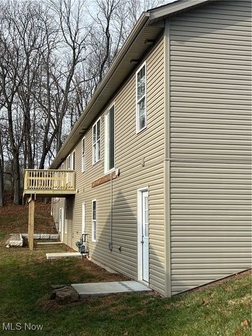 203 Knollton Drive, Millersburg, OH 44654