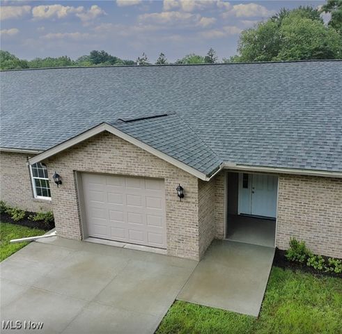 203 Knollton Drive, Millersburg, OH 44654