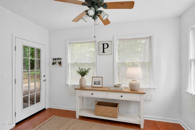 12034 Waterhouse Lane, Meadowview, VA 24361