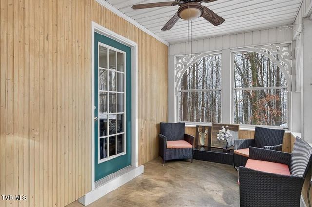 12034 Waterhouse Lane, Meadowview, VA 24361