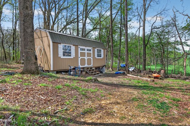 12034 Waterhouse Lane, Meadowview, VA 24361