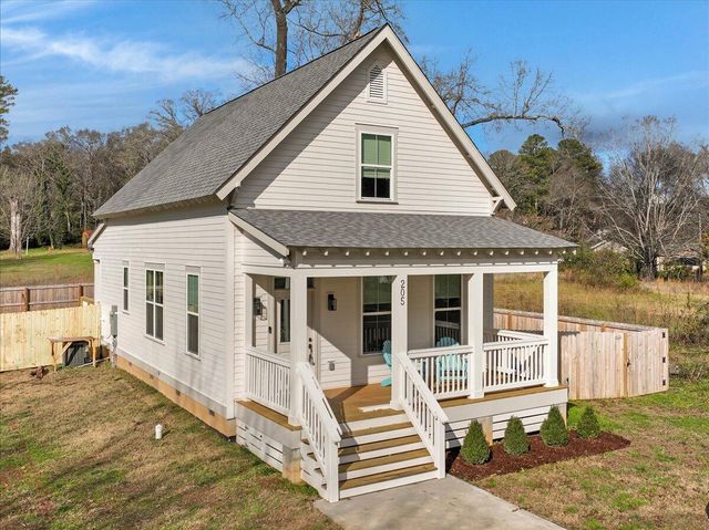 205 Shawnee Trail, Chattanooga, TN 37411