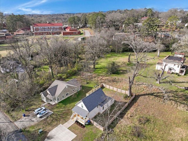 205 Shawnee Trail, Chattanooga, TN 37411