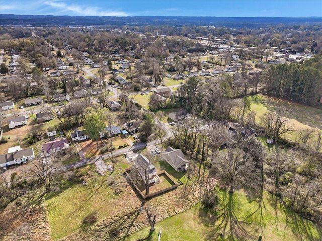 205 Shawnee Trail, Chattanooga, TN 37411