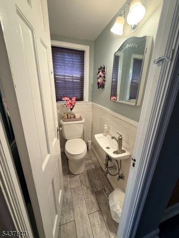242 Bradford Rd, Hillside Twp., NJ 07205