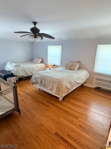 242 Bradford Rd, Hillside Twp., NJ 07205