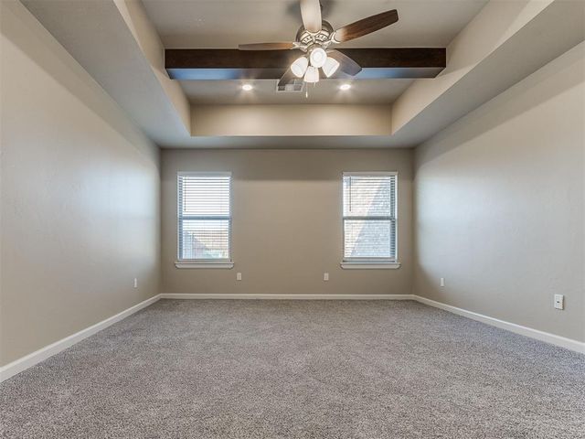 3909 Carmona Lakes Drive, Oklahoma City, OK 73160